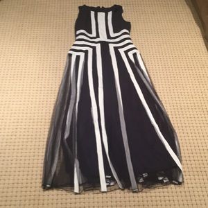 Elegant Black and White Maxi Dress